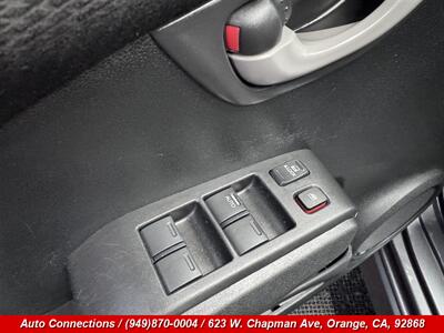 2012 Honda Fit Sport   - Photo 17 - Orange, CA 92868