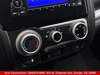 2015 Honda Fit LX   - Photo 16 - Orange, CA 92868
