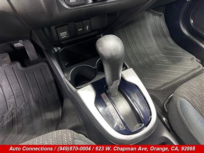 2015 Honda Fit LX   - Photo 14 - Orange, CA 92868