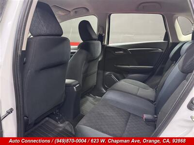 2015 Honda Fit LX   - Photo 8 - Orange, CA 92868