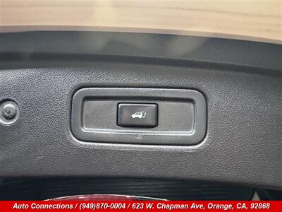 2014 INFINITI QX70 - Photo 26 - Orange, CA 92868