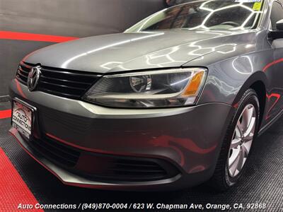 2012 Volkswagen Jetta SE PZEV   - Photo 29 - Orange, CA 92868