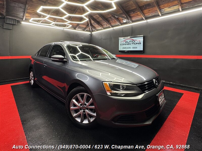 2012 Volkswagen Jetta SE PZEV - Photo 1 - Orange, CA 92868