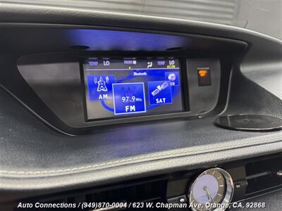 2014 Lexus ES 300h   - Photo 23 - Orange, CA 92868
