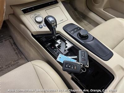 2014 Lexus ES 300h   - Photo 17 - Orange, CA 92868