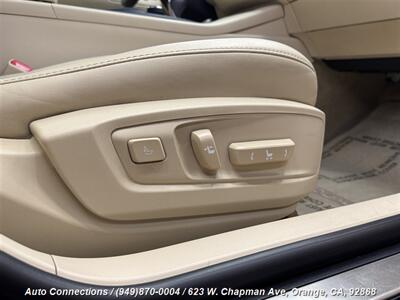 2014 Lexus ES 300h   - Photo 33 - Orange, CA 92868