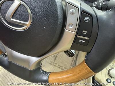 2014 Lexus ES 300h   - Photo 15 - Orange, CA 92868