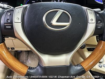 2014 Lexus ES 300h   - Photo 13 - Orange, CA 92868