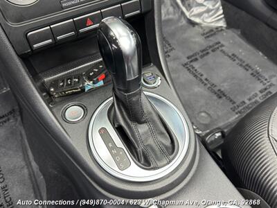 2013 Volkswagen Beetle Convertible 2.5L PZEV   - Photo 18 - Orange, CA 92868