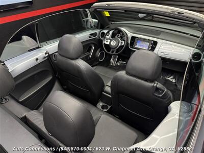 2013 Volkswagen Beetle Convertible 2.5L PZEV - Photo 12 - Orange, CA 92868