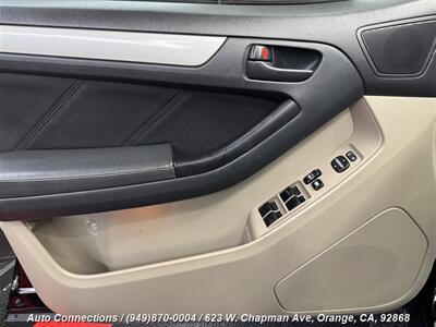 2006 Toyota 4Runner SR5   - Photo 19 - Orange, CA 92868