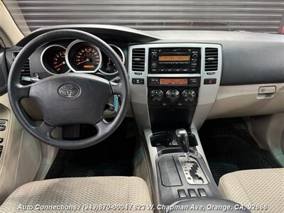 2006 Toyota 4Runner SR5   - Photo 12 - Orange, CA 92868