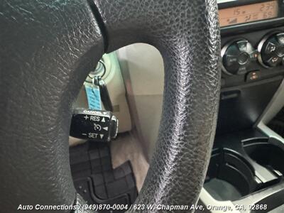 2006 Toyota 4Runner SR5   - Photo 14 - Orange, CA 92868