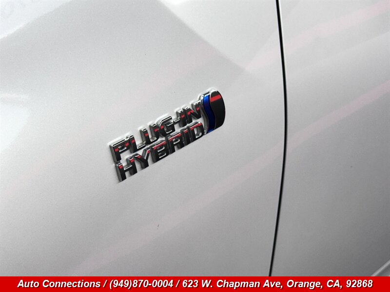 2022 Toyota Prius Prime XLE - Photo 26 - Orange, CA 92868