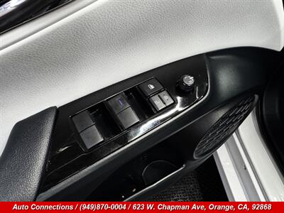 2022 Toyota Prius Prime XLE - Photo 21 - Orange, CA 92868