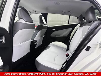 2022 Toyota Prius Prime XLE - Photo 9 - Orange, CA 92868
