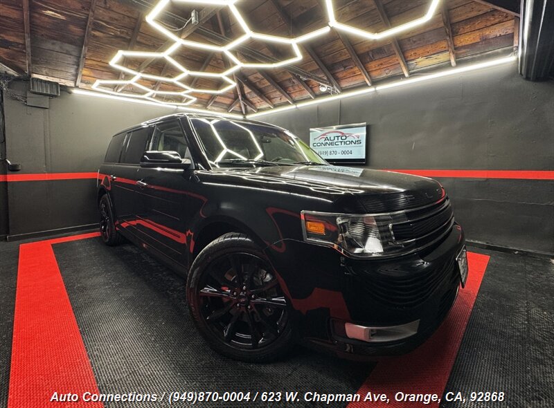 2018 Ford Flex SEL - Photo 1 - Orange, CA 92868