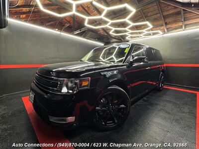 2018 Ford Flex SEL   - Photo 2 - Orange, CA 92868