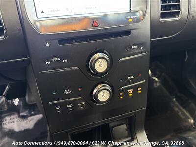 2018 Ford Flex SEL   - Photo 15 - Orange, CA 92868