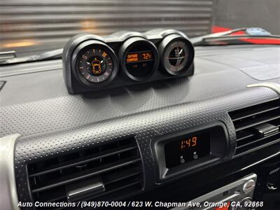 2014 Toyota FJ Cruiser   - Photo 20 - Orange, CA 92868