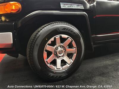 2014 Toyota FJ Cruiser   - Photo 37 - Orange, CA 92868