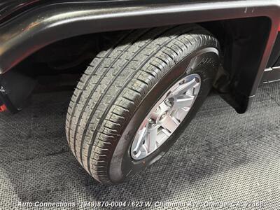 2014 Toyota FJ Cruiser   - Photo 38 - Orange, CA 92868
