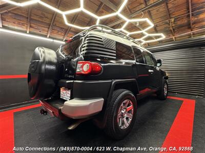 2014 Toyota FJ Cruiser   - Photo 3 - Orange, CA 92868