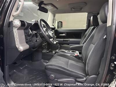 2014 Toyota FJ Cruiser   - Photo 6 - Orange, CA 92868
