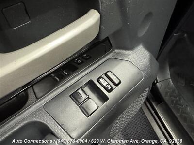 2014 Toyota FJ Cruiser   - Photo 24 - Orange, CA 92868