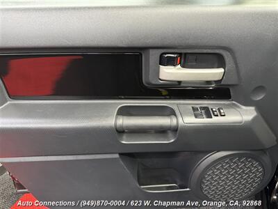 2014 Toyota FJ Cruiser   - Photo 23 - Orange, CA 92868