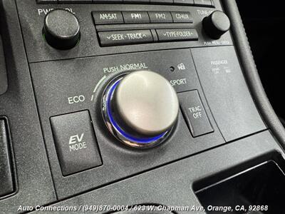 2015 Lexus CT 200h   - Photo 17 - Orange, CA 92868