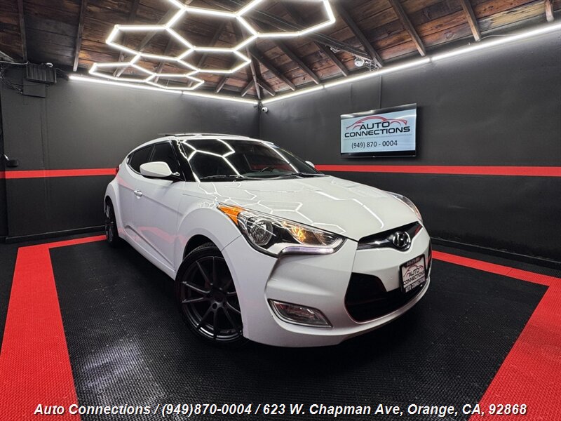 2016 Hyundai VELOSTER - Photo 1 - Orange, CA 92868