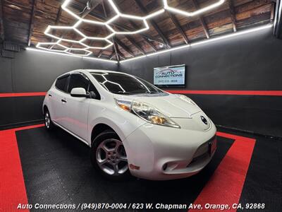 2013 Nissan LEAF SV   - Photo 1 - Orange, CA 92868