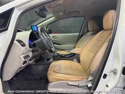2013 Nissan LEAF SV   - Photo 6 - Orange, CA 92868