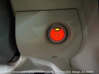 2013 Nissan LEAF SV   - Photo 17 - Orange, CA 92868