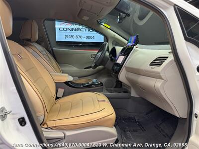2013 Nissan LEAF SV   - Photo 7 - Orange, CA 92868