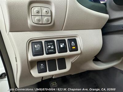 2013 Nissan LEAF SV   - Photo 22 - Orange, CA 92868