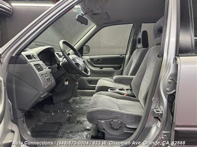 1998 Honda CR-V LX   - Photo 6 - Orange, CA 92868
