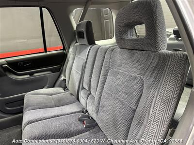 1998 Honda CR-V LX   - Photo 10 - Orange, CA 92868