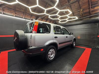 1998 Honda CR-V LX   - Photo 3 - Orange, CA 92868