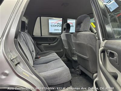 1998 Honda CR-V LX   - Photo 8 - Orange, CA 92868