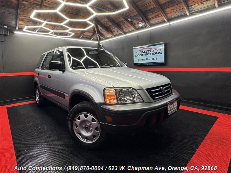 1998 Honda CR-V LX - Photo 1 - Orange, CA 92868