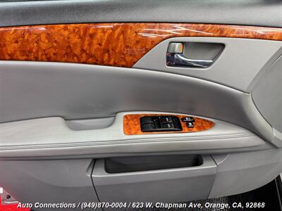 2005 Toyota Avalon XLS   - Photo 21 - Orange, CA 92868