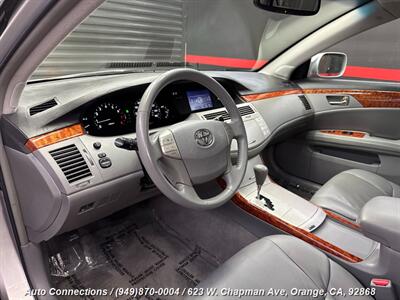 2005 Toyota Avalon XLS   - Photo 11 - Orange, CA 92868