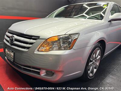 2005 Toyota Avalon XLS   - Photo 28 - Orange, CA 92868