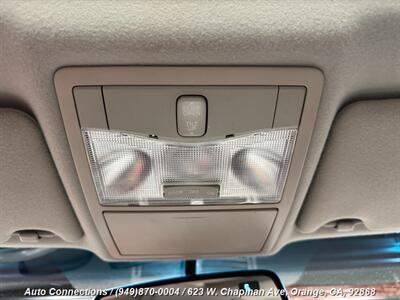 2005 Toyota Avalon XLS   - Photo 18 - Orange, CA 92868