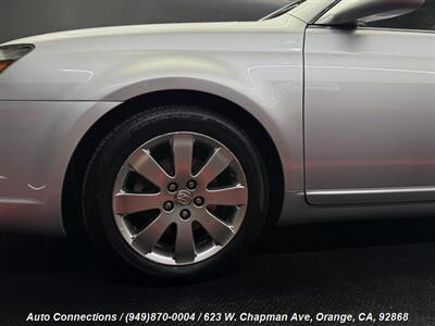 2005 Toyota Avalon XLS   - Photo 30 - Orange, CA 92868