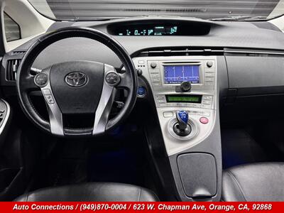 2015 Toyota Prius Persona Series   - Photo 12 - Orange, CA 92868