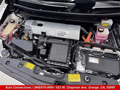 2015 Toyota Prius Persona Series   - Photo 22 - Orange, CA 92868