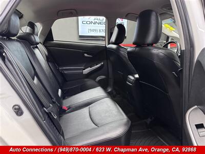 2015 Toyota Prius Persona Series   - Photo 8 - Orange, CA 92868